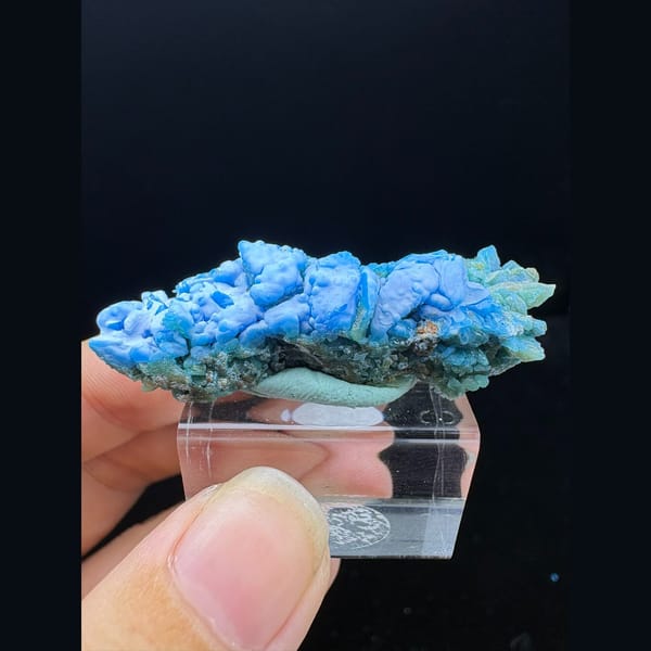 Long ridged blue allophane from Qinglong — complete view