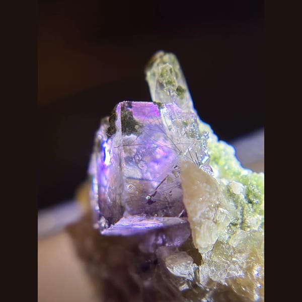 Fluorite with bismuthinite from Yaogangxian — alternate view