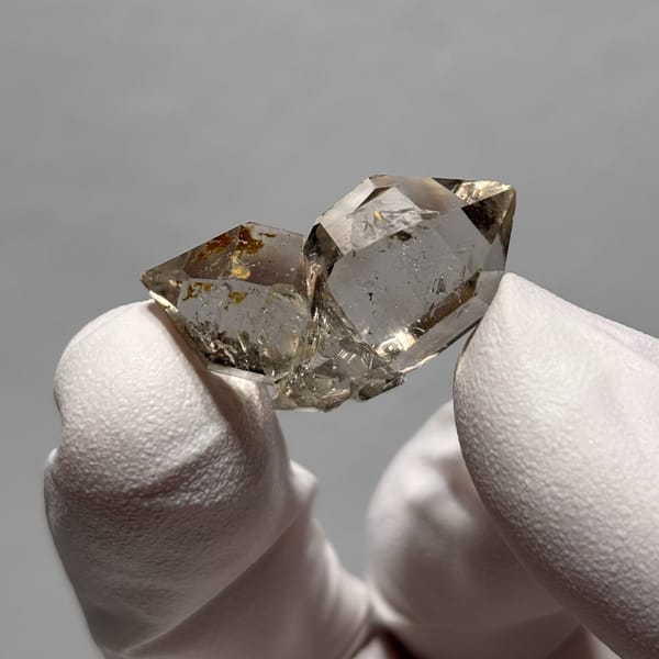 Flower-Tip Quartz Yunnan 2.6 cm — alternate view
