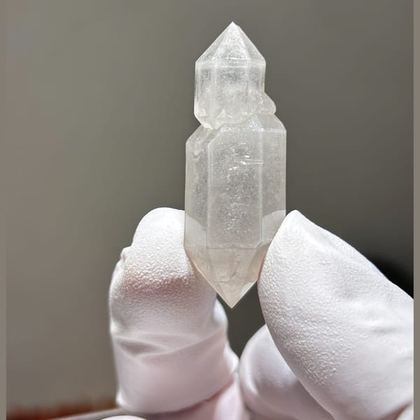 White etched dt Yunnan 4.3 cm — complete view