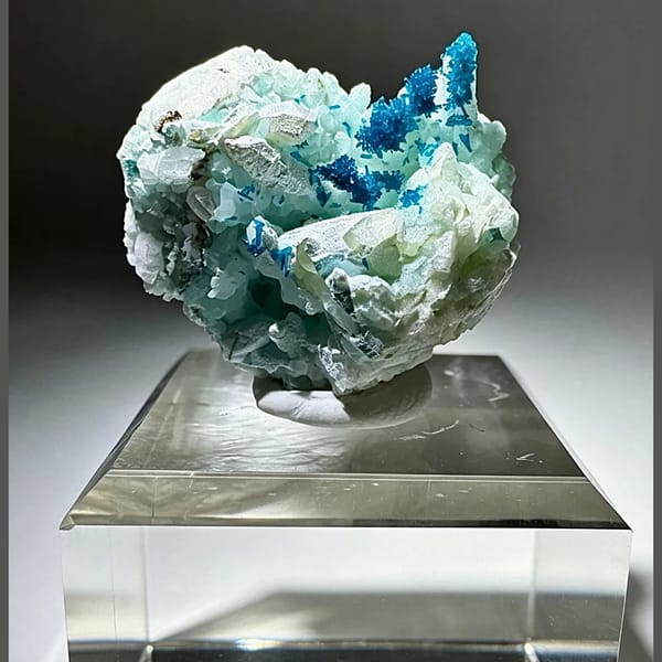 Blue Veszelyite with Hemimorphite 3.5 cm — complete view