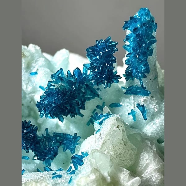 Blue Veszelyite with Hemimorphite 3.5 cm — alternate view