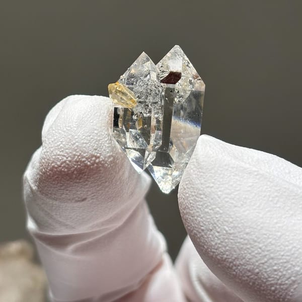Dt quartz Yunnan 2.1 cm — alternate view