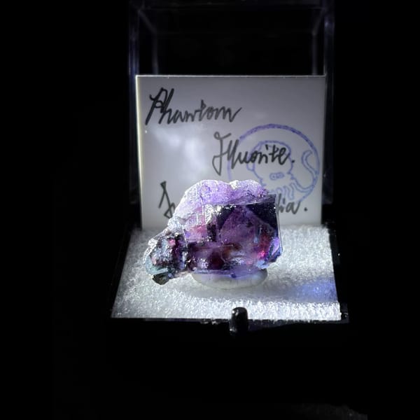 Clear phantom fluorite from Yindu — complete view