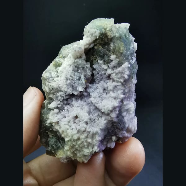 Green fluorite cluster — alternate view