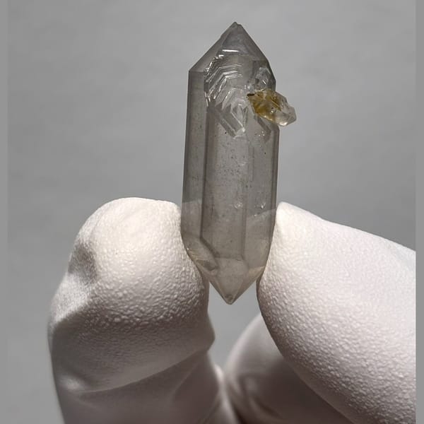 Marked Sketch DT Quartz Yunnan 3.2 cm — detail view