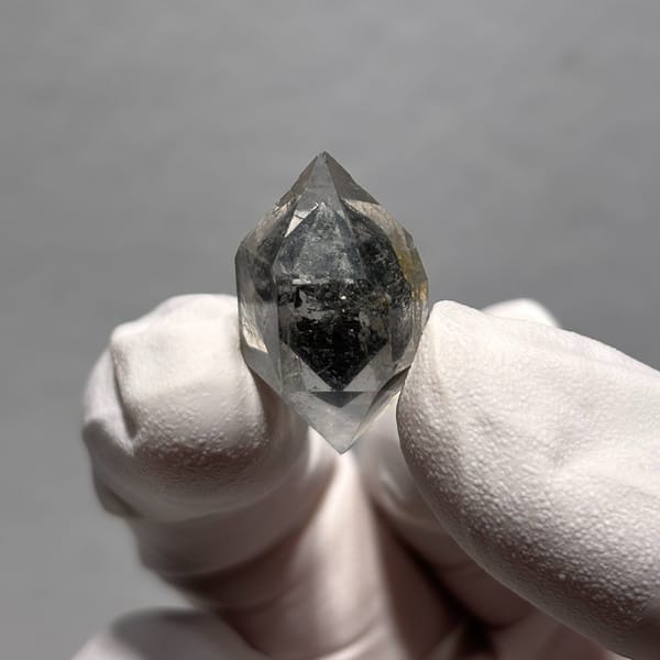 Phantom etched DT Yunnan 2.4 cm — detail view