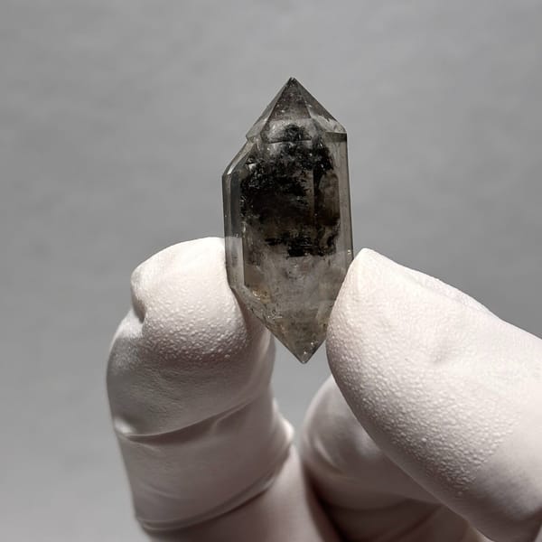 Dt quartz Yunnan 3.1 cm — alternate view