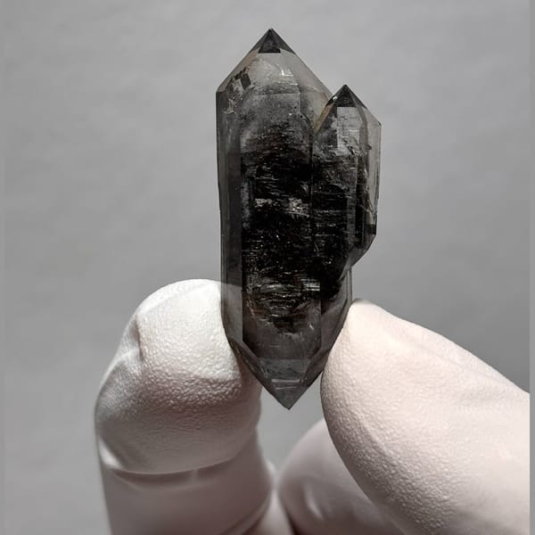 Dt quartz Yunnan 4.1 cm — alternate view