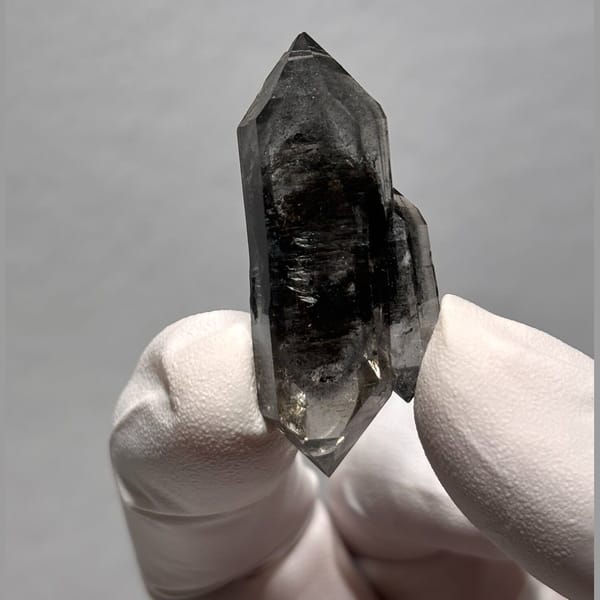 Dt quartz Yunnan 4.1 cm — detail view