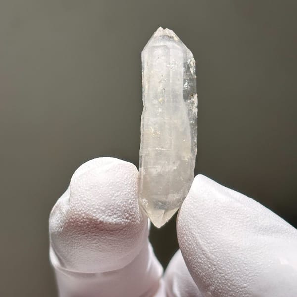 White Sugar-Core DT Quartz Yunnan 3.6 cm — detail view