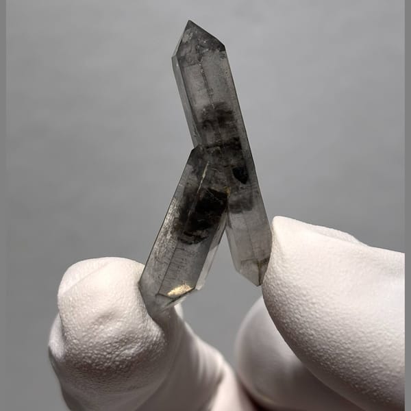 Dt quartz Yunnan 3.5 cm — complete view