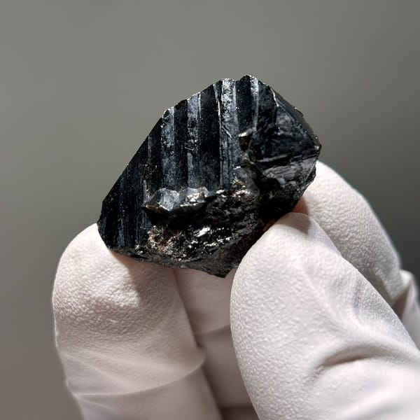 Xuebaoding cassiterite 3.0 cm — complete view