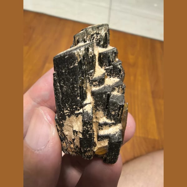 Sparkling hedenbergite cluster with quartz — alternate view