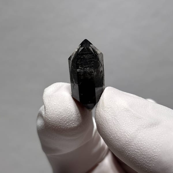 Dt quartz Yunnan 2.3 cm — alternate view