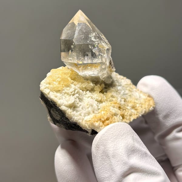 Sparkle Quartz Crystal Yunnan 4.6 cm — alternate view
