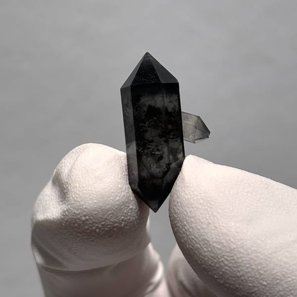 Dt quartz Yunnan 2.5 cm — alternate view