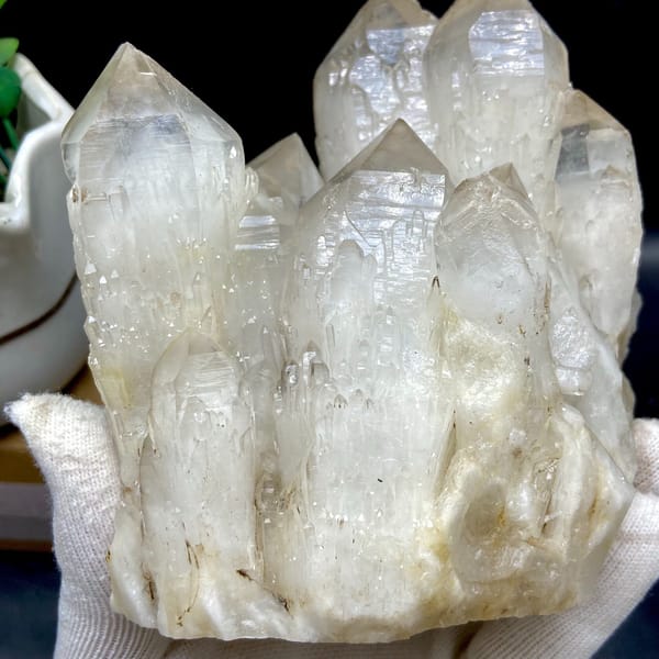 Large white quartz point cluster from Guangdong — detail view