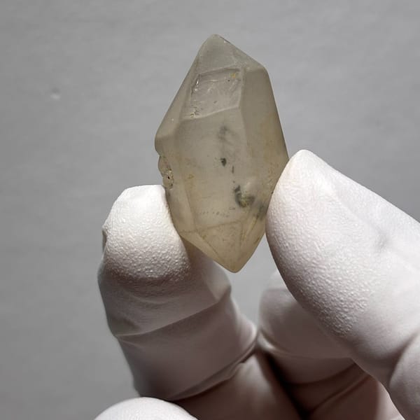 Water-Worn Sand DT Quartz Yunnan 3.4 cm — alternate view