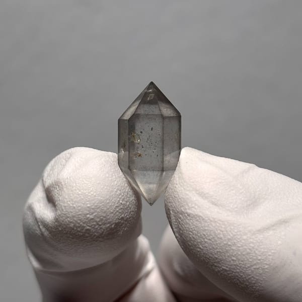 Etched Sketch DT Quartz Yunnan 2.0 cm — detail view