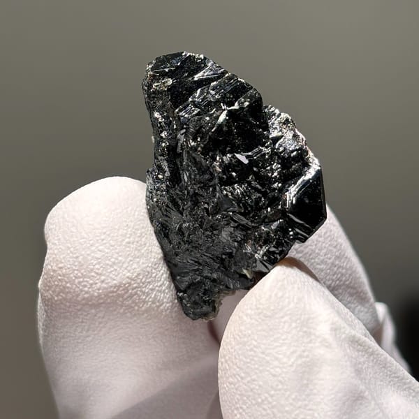 Cassiterite Xuebaoding 2.6 cm — complete view