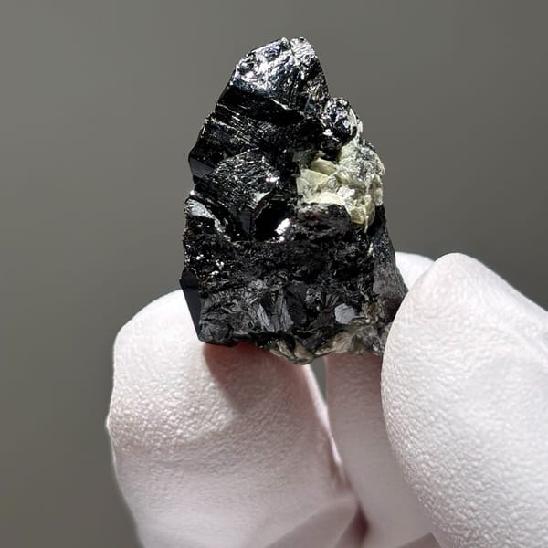 Cassiterite Xuebaoding 2.6 cm — alternate view