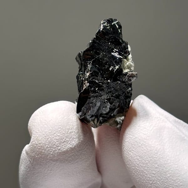 Cassiterite Xuebaoding 2.6 cm — detail view