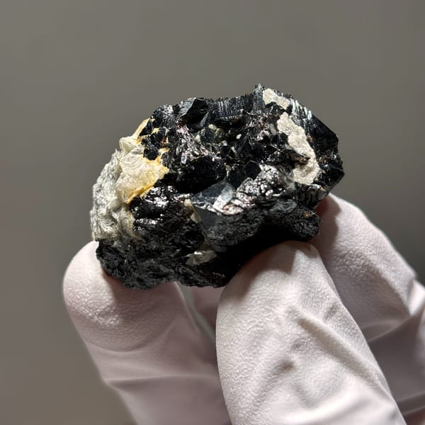 Cassiterite B Xuebaoding 3.8 cm — alternate view