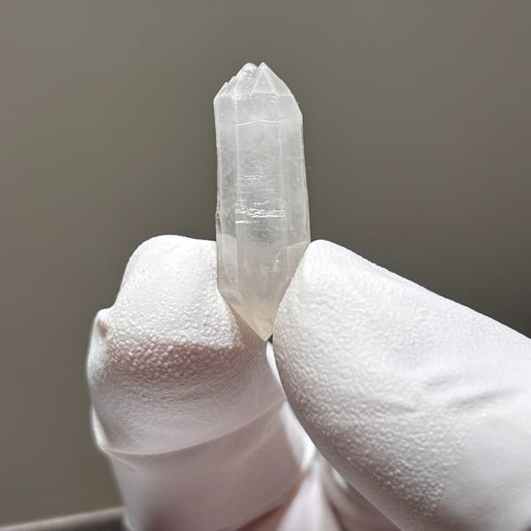 White etched dt Yunnan 2.6 cm — alternate view