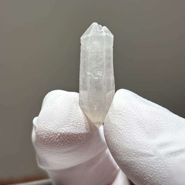 White etched dt Yunnan 2.6 cm — alternate view