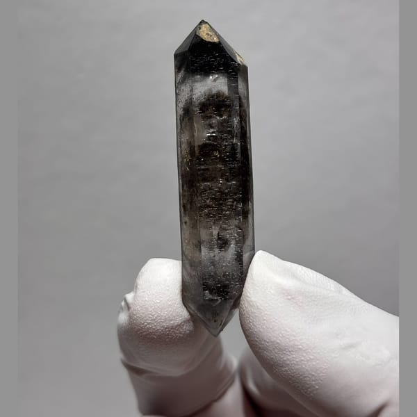 Dt quartz Yunnan 5.5 cm — alternate view