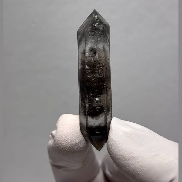 Dt quartz Yunnan 5.5 cm — alternate view