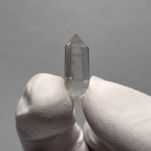 Dt quartz Yunnan 2.2 cm — alternate view