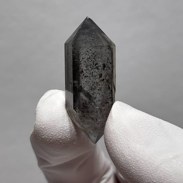 Marked Sparkle Quartz Yunnan 3.6 cm — detail view