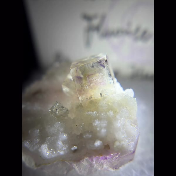 Purple phantom fluorite on quartz from Shangbao — detail view