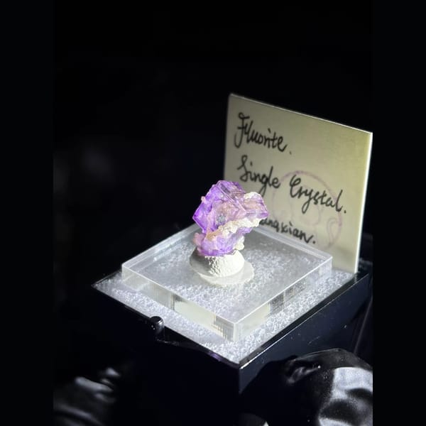 Purple stepped fluorite with muscovite from Yaogangxian — alternate view