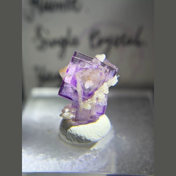Purple stepped fluorite with muscovite from Yaogangxian — detail view