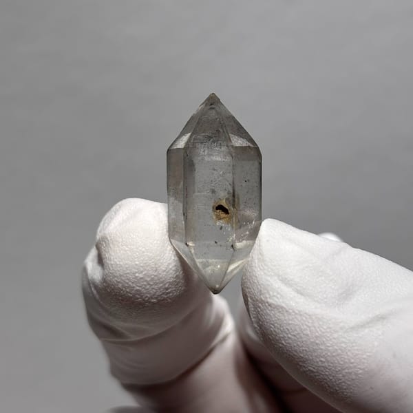 Etched Sketch Quartz with Vug Yunnan 2.8 cm — alternate view