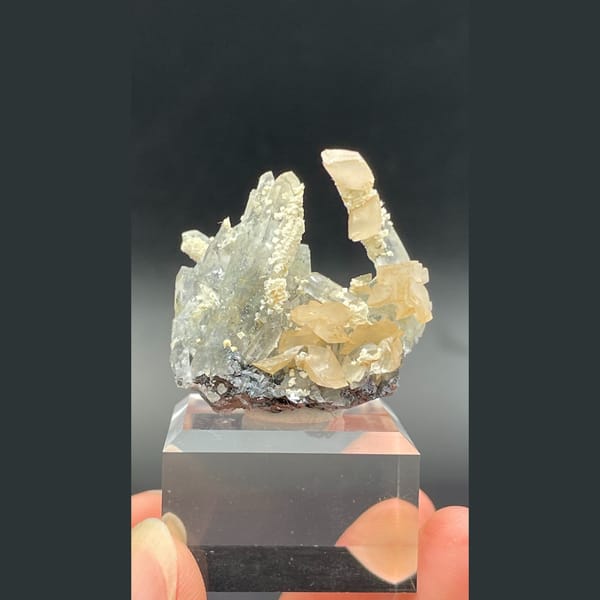 Cream calcite with quartz from Bulgaria — complete view