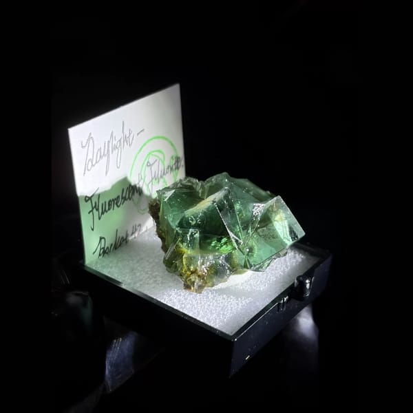 Daylight fluorescent green fluorite from the Diana Maria Mine — detail view