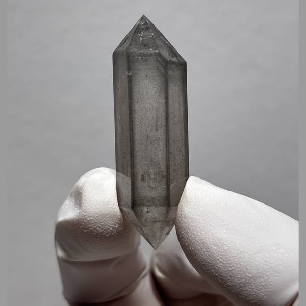 Collector Sketch DT Quartz Yunnan 5.0 cm — detail view