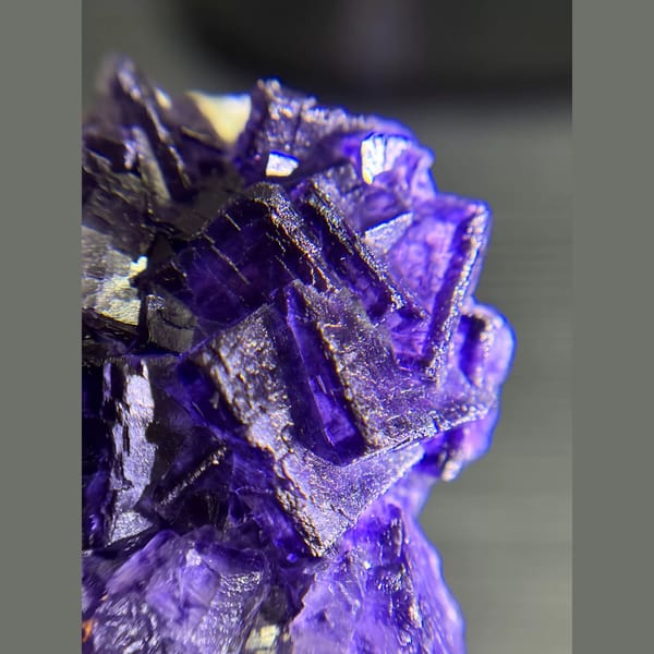 Deep purple-edged fluorite on white matrix from Inner Mongolia — detail view
