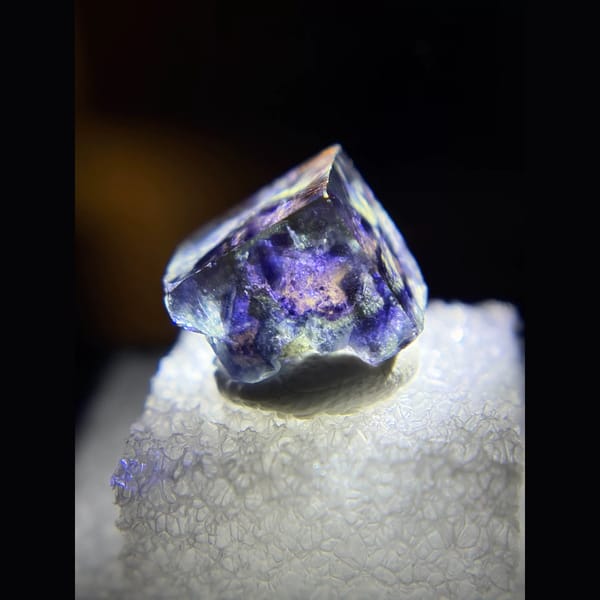 Cross-phantom fluorite single crystal from Inner Mongolia — alternate view