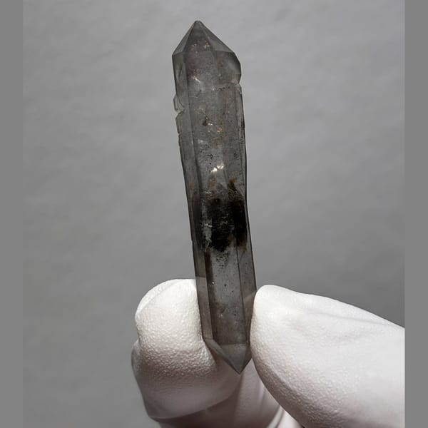 Dt quartz Yunnan 5.6 cm — alternate view