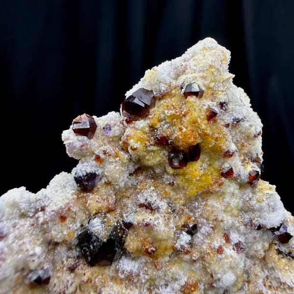 Hyalite Opal with Garnet, UV Reactive, Fujian