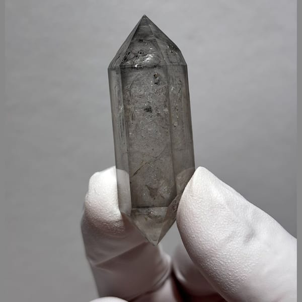 Enhydro Sketch DT Quartz Yunnan 5.4 cm — complete view