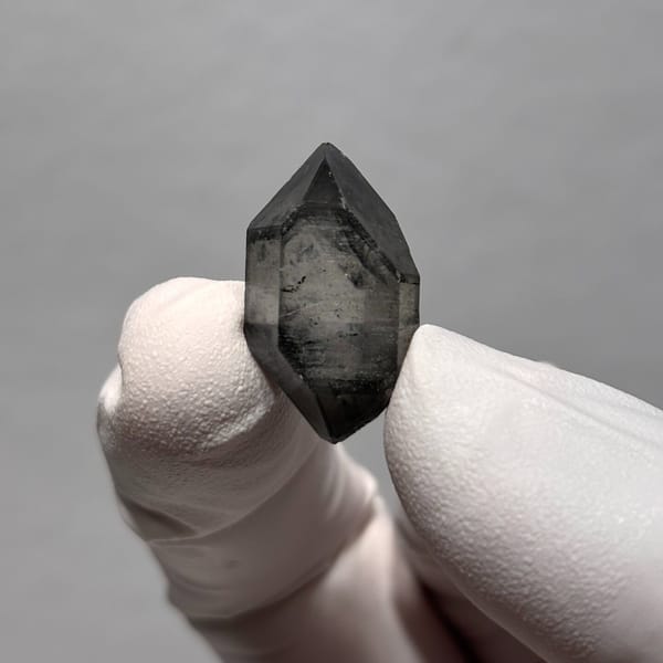 Capped Sand DT Quartz Yunnan 2.3 cm — alternate view