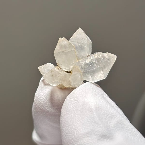 White Etched Sketch Quartz Yunnan 2.3 cm — alternate view