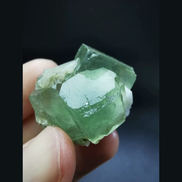 Apple-green fluorite on candle quartz — complete view