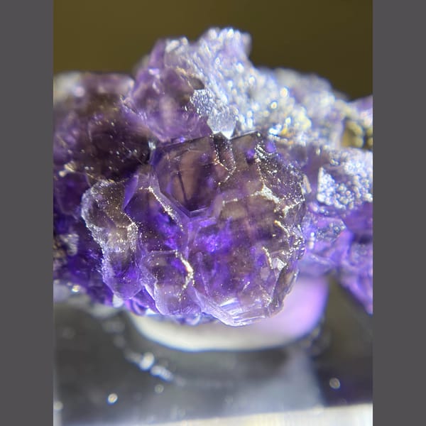 Old-stock tanzanite purple fluorite from Fujian — alternate view